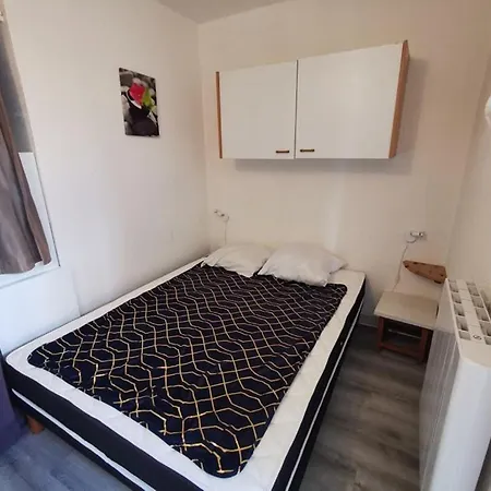 138 Cap D'agde, 4 A 5 Pers Avec Place De Parking Et Terrasse Vue * Agde
